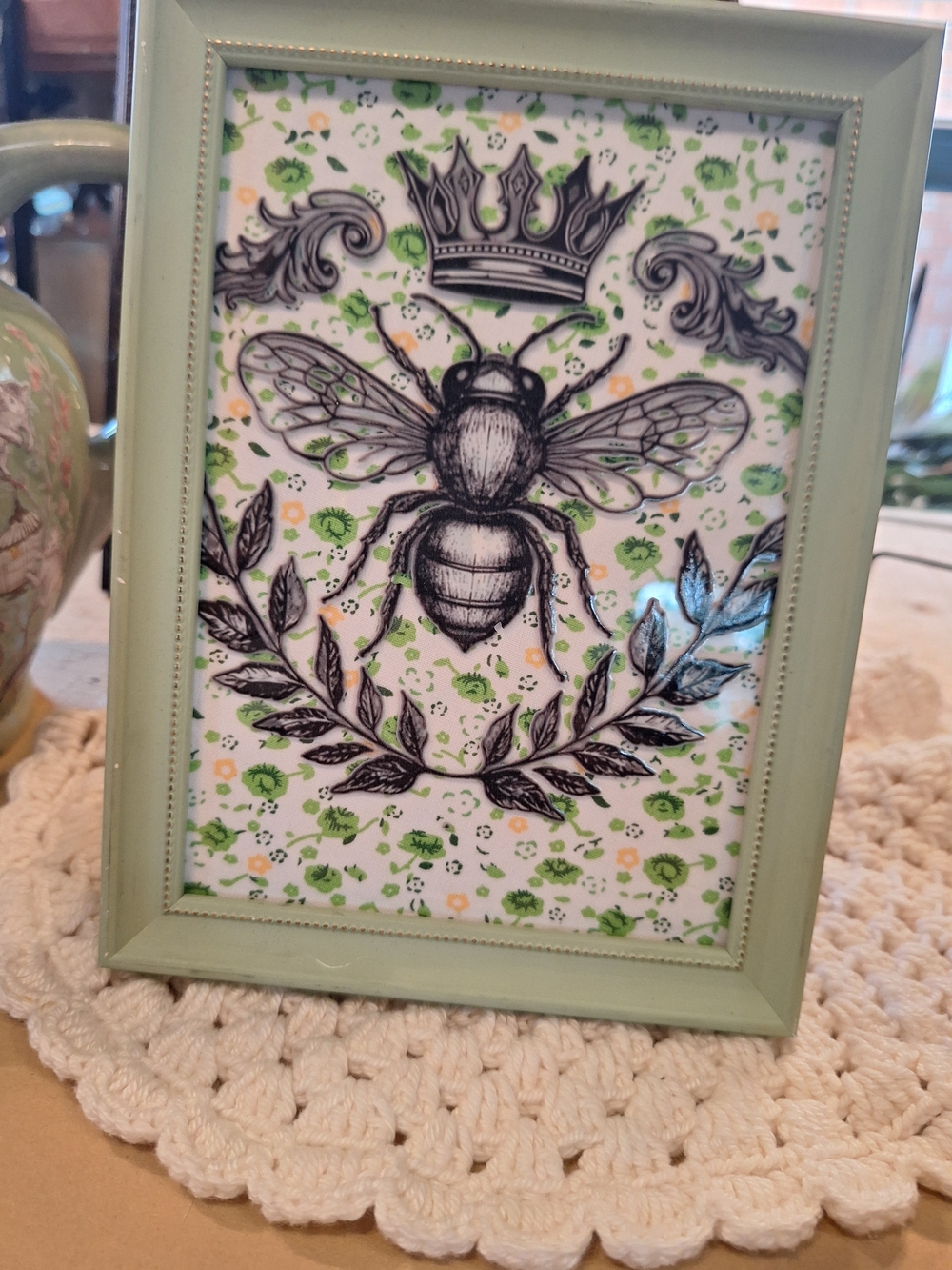 Mint Green Framed Bee Wall Art - Unbranded